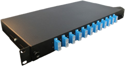 UCS FO lade 12v, SCD, SM, RAL 9004 incl. 12x SC DX adapters.