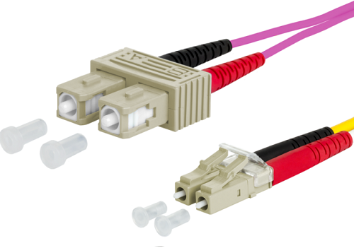 UCS Patchkabel OM4, LC/UPC - SC/UPC, duplex, 3mm, erica-violet, 0,5m