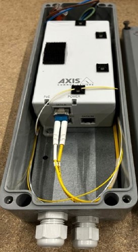 Datwyler, AMK Actieve mastkast 320x100x81 Inc. PoE mediaconverter 60W, Pigtail en Lashouder
