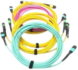 UCS Patchkabel 12f, MPO(f)-MPO(f), type A, 3mm  (kies uw type)